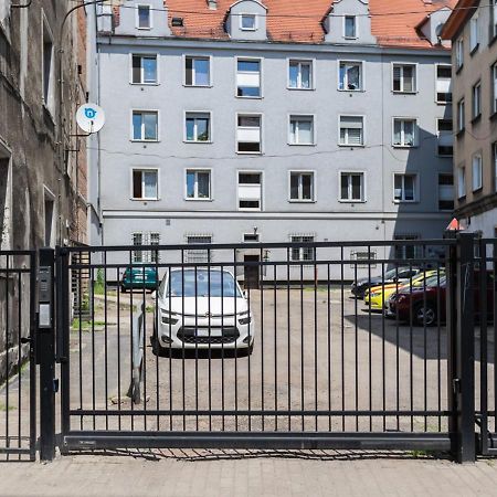 Błękitny Apartament Bytom Bagian luar foto