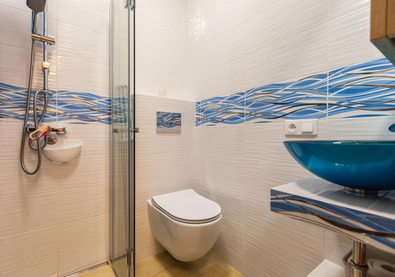 Błękitny Apartament Bytom Bagian luar foto